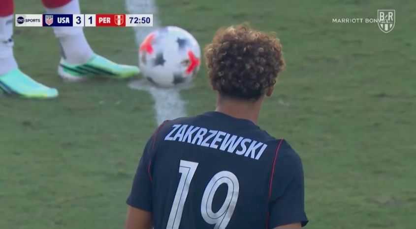 Julian Zakrzewski Hall i jego NAPIS NA KOSZULCE w debiucie w reprezentacji USA!